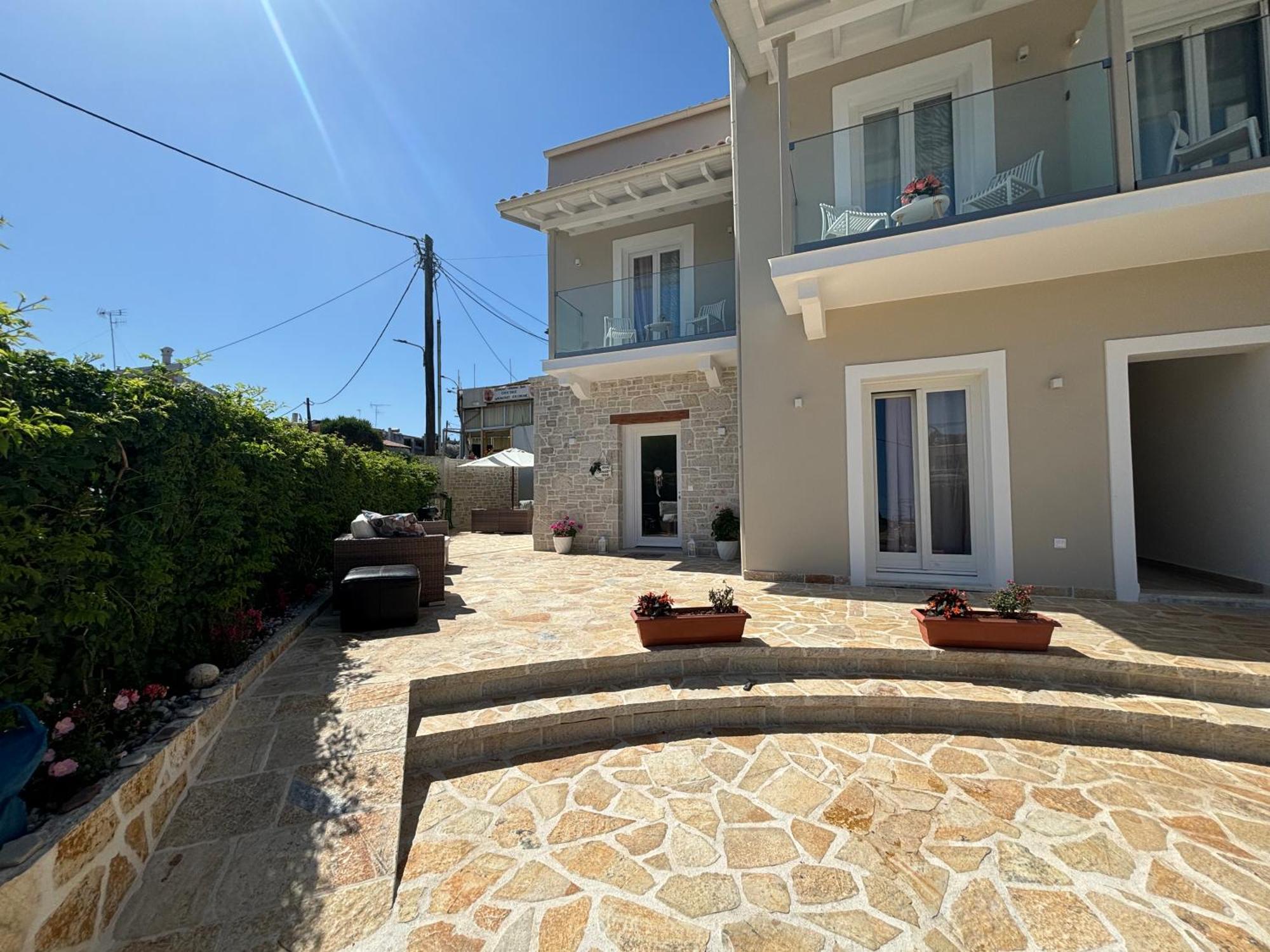 Mayflower Apartments Kassiopi Exterior foto